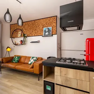 Jlune Apartment